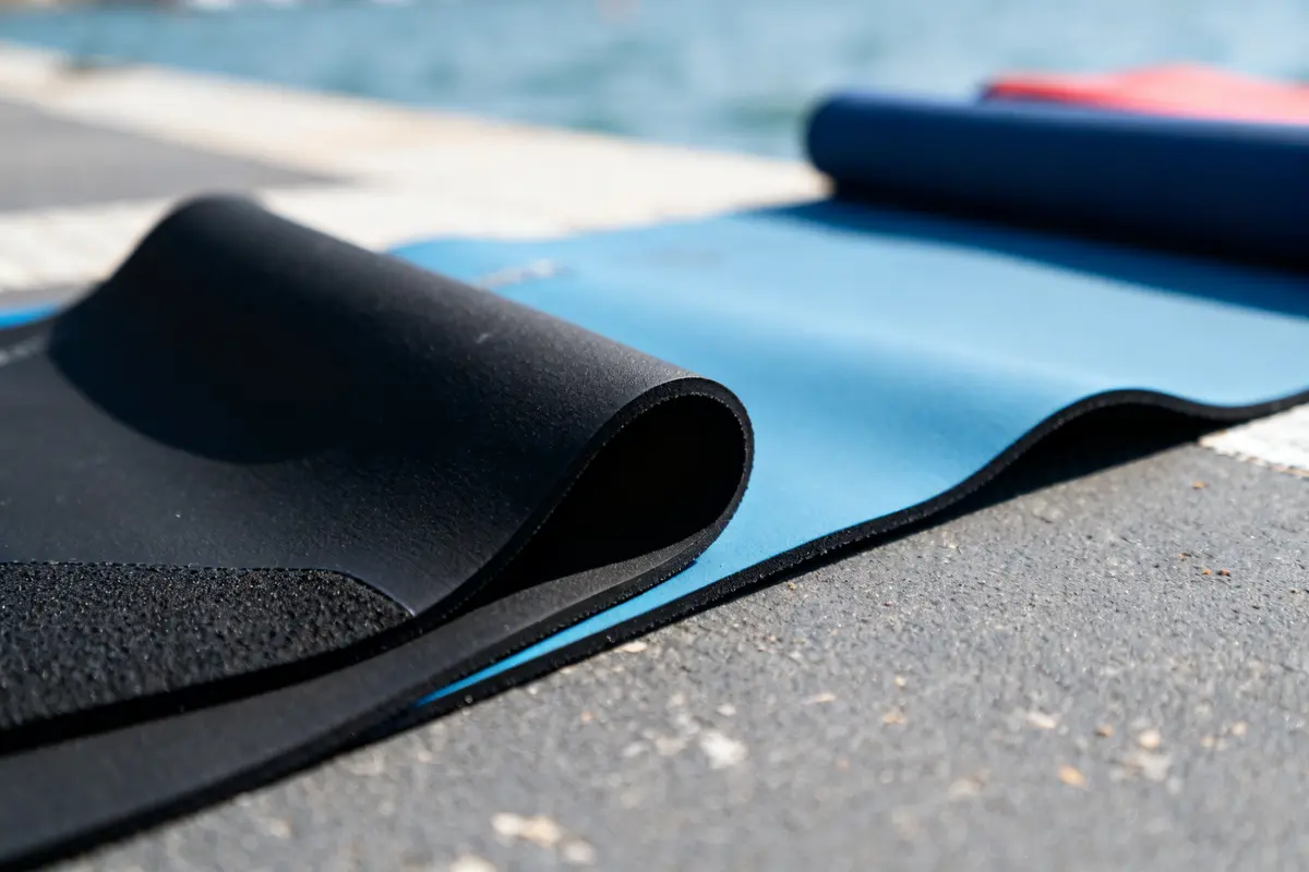 Tissu neoprene au mètre : Choix, épaisseur et confort unique